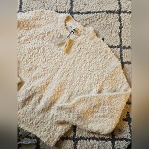 Banana Republic Cream Crew Neck Sweater